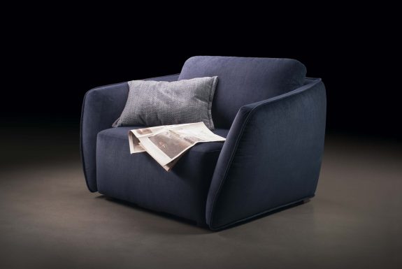 MOON armchair